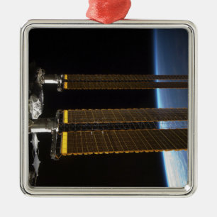 Adorno Metálico Parte de la Estación Espacial Internacional 2