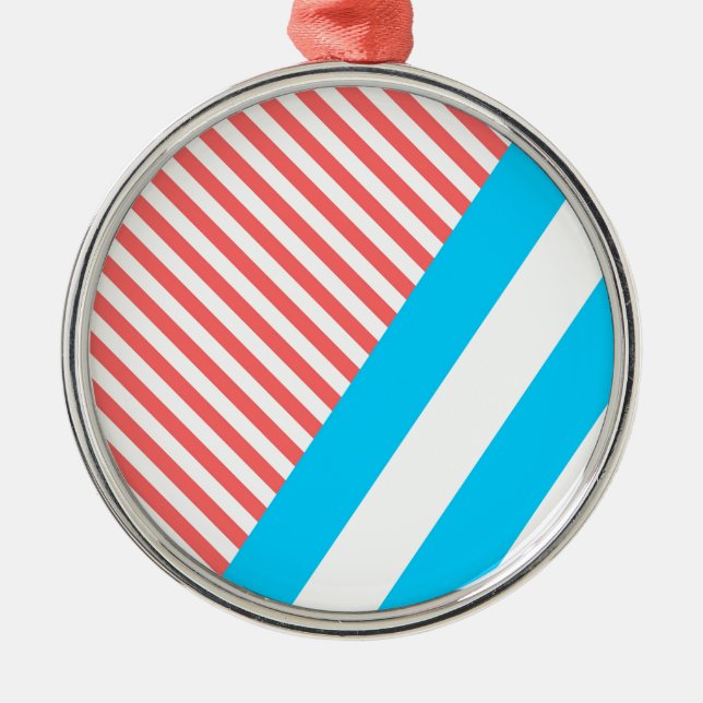 Adorno Metálico Patrón abstracto geométrico (Frente)