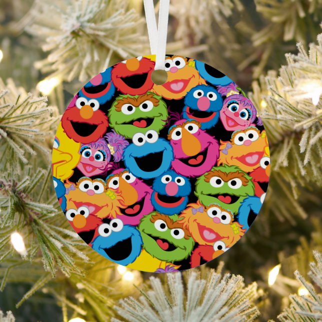 Adorno Metálico Patrón de caras de personajes de Sesame Street (in situ)