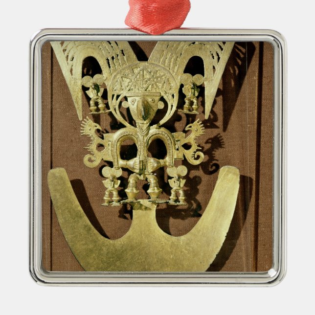 Adorno Metálico Pectoral, Quimbaya (Frente)