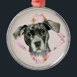 Adorno Metálico Perro negro del pitbull<br><div class="desc">Ésta es una pintura de la acuarela de un perro negro del pitbull. Ella hace su cabeza inclinar levemente y mirando hacia arriba. Ella tiene ojos marrones. Entonces añadí este marco cuadrado digital en falso oro y colores rosados.</div>