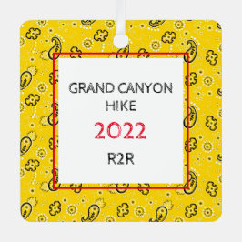 Adorno Metálico Personalizado blanco amarillo Bandana Rojo informa