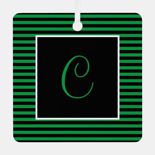 Adorno Metálico Personalizado inicial verde y negro rayado (Anverso)