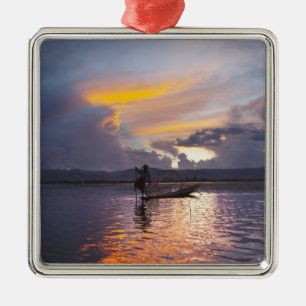 Adorno Metálico Pescador intha pesca con redes