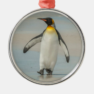 Adorno Metálico Pingüino caminando en la playa
