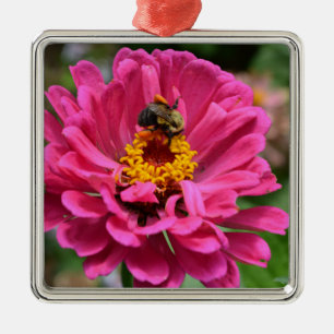 Adorno Metálico Pink Zinnia and Bumble bee