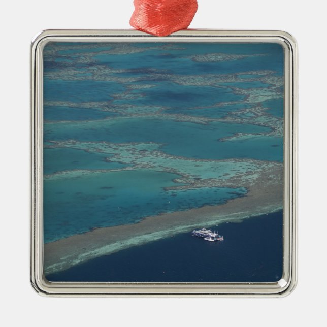 Adorno Metálico Plataformas de buceo cerca del arrecife, Gran Barr (Frente)