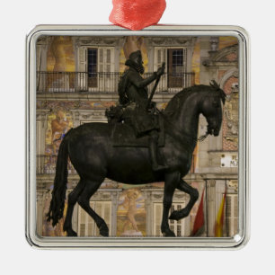 Adorno Metálico Plaza Mayor con estatua de Filipe III, Madrid,