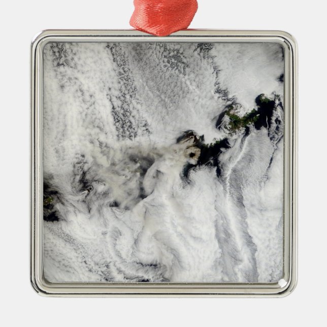 Adorno Metálico Plume del volcán Okmok, Islas Aleutianas (Frente)