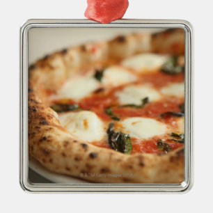 Adorno Metálico Primer de una empanada de pizza entera
