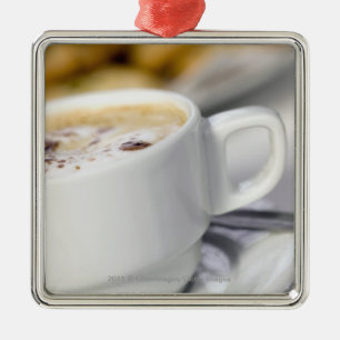 Adorno Metálico Primer de una taza de café