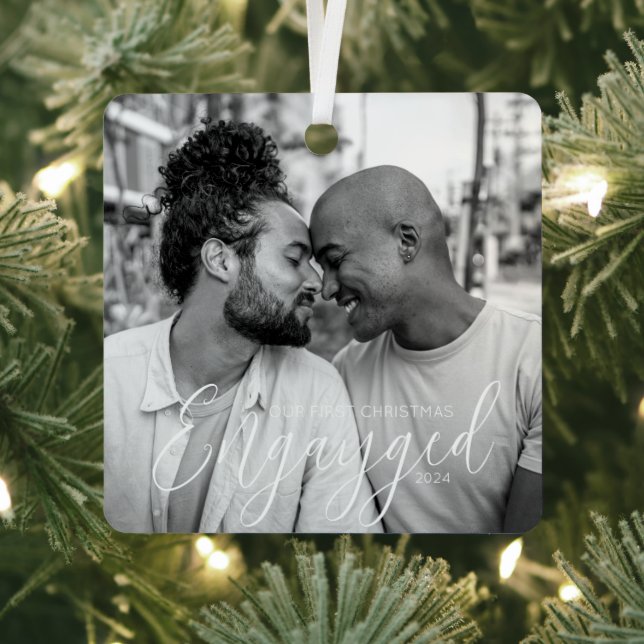 Adorno Metálico Primer orgullo gay de Navidad comprometido persona (in situ)