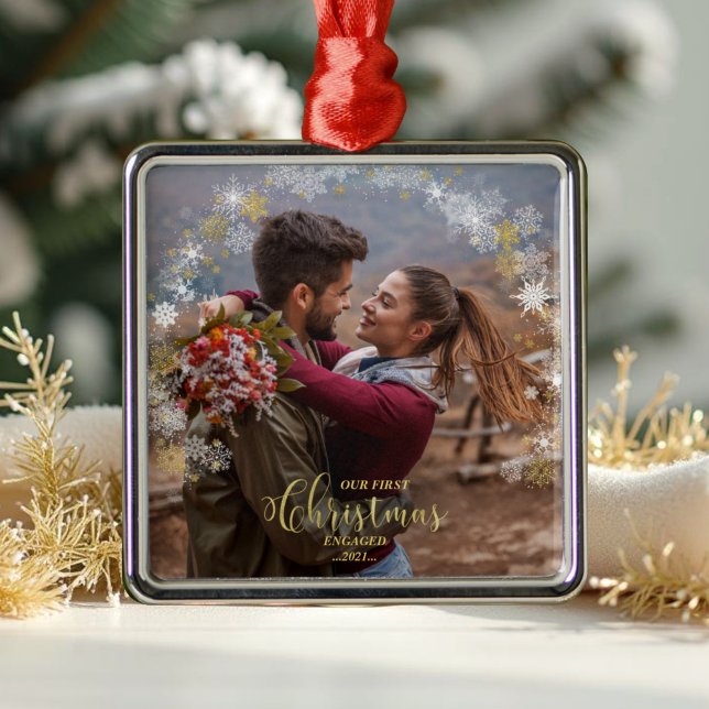 Adorno Metálico Primera Navidad Comprometida Wreath Gilded Engagem (Subido por el creador)