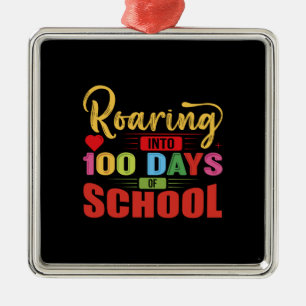 Adorno Metálico Provocando 100 Días De Maestra Escolar