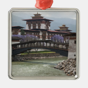 Adorno Metálico Puente en cantidades cerca del palacio Punakha Dzo