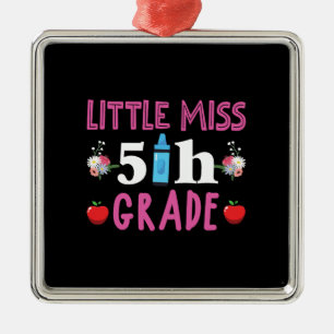 Adorno Metálico Regalo del profesor   Pequeña Miss Quinto Grado