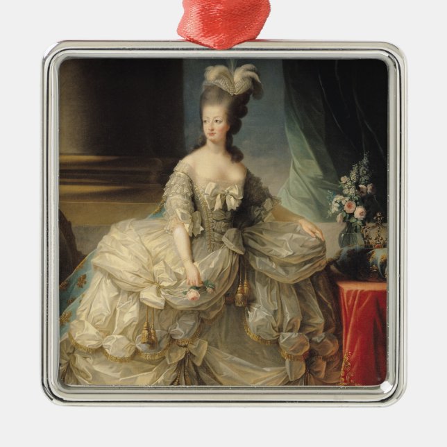 Adorno Metálico Reina de Marie Antonieta de Francia, 1779 (Frente)