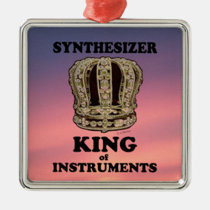 Adorno Metálico Rey sintetizador de instrumentos