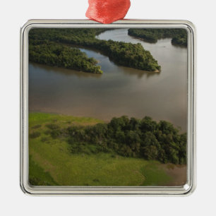 Adorno Metálico Río Essequibo, río más largo de Guyana, y