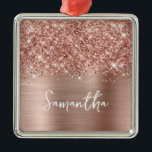 Adorno Metálico Rosa Dorado Brillante Glam Nombre<br><div class="desc">Personaliza la escritura moderna de estilo manuscrito para crear tu propio adorno navideño cuadrado premium.</div>