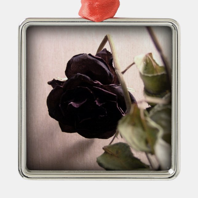 Adorno Metálico Rosa gótico muerto (Frente)