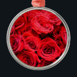 Adorno Metálico Roses rojos<br><div class="desc">Un diseño romántico con un elegante ramo de rosas rojas.</div>