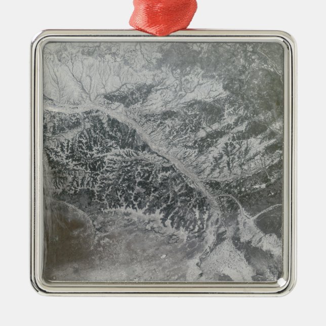 Adorno Metálico Rusia central nevada y nebulosa mostrando la Ob Ri (Frente)