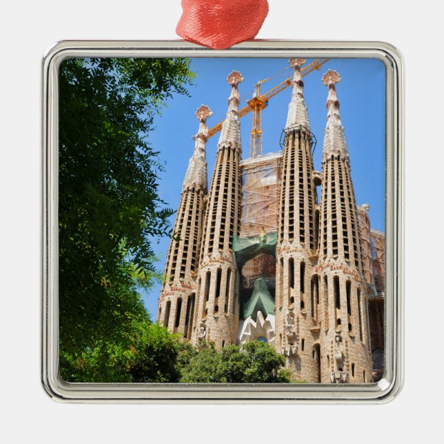 Adorno Metálico Sagrada Familia en Barcelona, España (Frente)