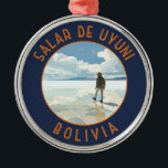 Adorno Metálico Salar de Uyuni Bolivia Círculo retro perturbado<br><div class="desc">Salar de Uyuni en un estilo de arte vectorial. Salar de Uyuni,  en medio de los Andes en el suroeste de Bolivia,  es el mayor departamento de sal del mundo.</div>