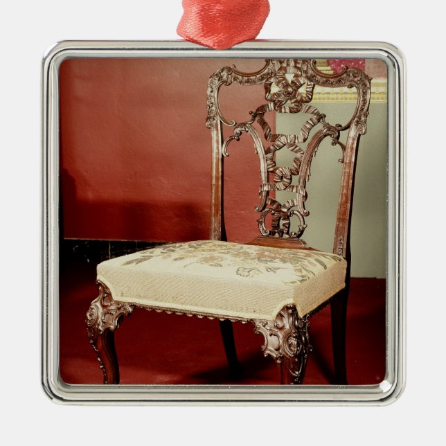Adorno Metálico Silla, diseño del "director" de Chippendale, (Frente)
