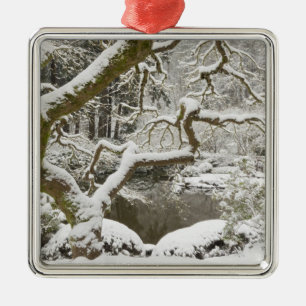 Adorno Metálico Snow-covered Japanese maple