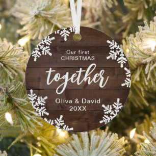 Adorno Metálico Snowflakes Our First Christmas Together Script