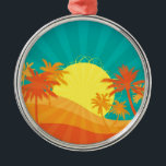 Adorno Metálico Sunset Beach diseño de surf tropical retro<br><div class="desc">Con el diseño de una playa tropical retro al atardecer con palmeras. Este surf de diseño está decorado en tonos rojos,  naranjas y amarillos y recuerda a un balneario tropical en verano. Para los amantes del sol,  el surf,  la arena y las puestas de sol tropicales.</div>