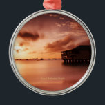 Adorno Metálico Sunset en Grand Barbados Beach<br><div class="desc">Atardecer en Grand Barbados Beach - adorno navideño. VIRGINIA5050 para regalos inusuales de Navidades y adornos navideños. VIRGINIA5050 - regalos creativos e inusuales para todas las ocasiones. REGALOS INTERNACIONALES en zazzle.com/InternationalGifts, Tienda de regalos de Florida en zazzle.com/FloridaGiftStore*, TIENDA DE REGALOS DE RETIREMENT en zazzle.com/RetirementGiftStore, ME ENCANTA LA TIENDA DE REGALOS...</div>