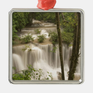 Adorno Metálico Tailandia: Catarata Huai Mae Khamin