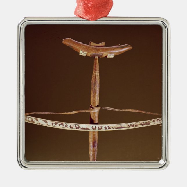 Adorno Metálico Taladro de arco del Inuit (Frente)