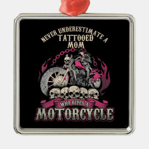 Adorno Metálico Tattoo Mom Biker nunca subestima la motocicleta