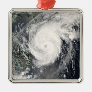 Adorno Metálico Tifón Neoguri que se acerca a China 2