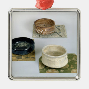 Adorno Metálico Tres chawans usados para las ceremonias de té,