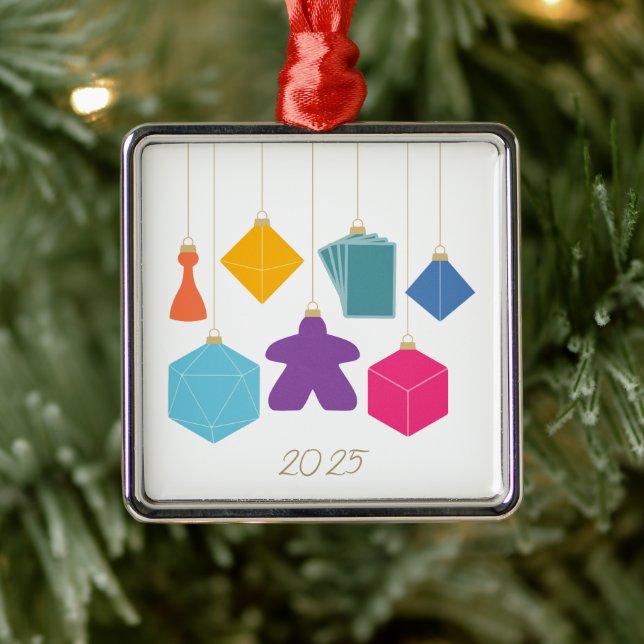 Adorno Metálico Trim the Tree with Board Games Premium Ornament (Árbol)