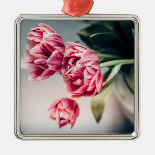 Adorno Metálico Tulipanes en un florero