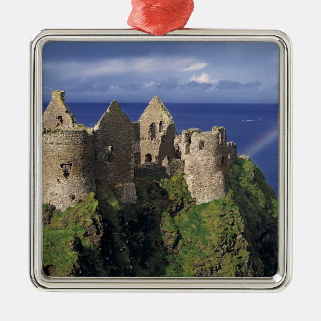 Adorno Metálico Un arco iris golpea el Castillo de Dunluce medieva (Frente)