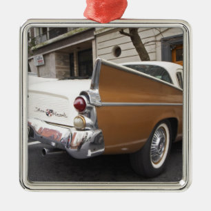 Adorno Metálico Un automóvil clásico Studebaker Silver Hawk estaci