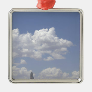 Adorno Metálico Un CV-22 Osprey vuela sobre A.C. - 130 Hércules