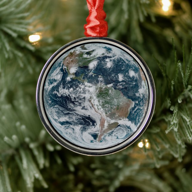 Adorno Metálico Una Cadena Perdida De Ciclones Tropicales (Árbol)