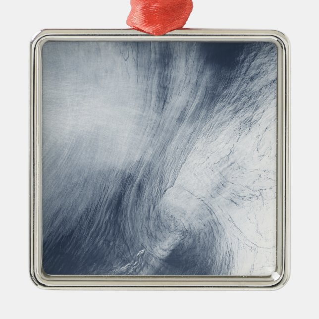 Adorno Metálico Una gran nube de burbujas serpentea sobre el mar (Frente)