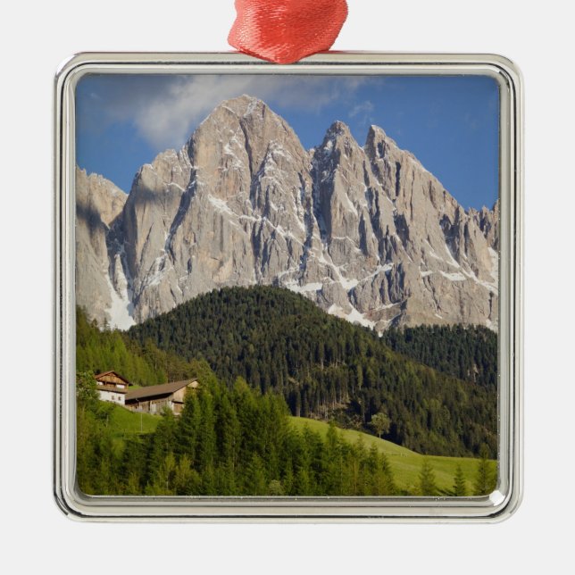 Adorno Metálico Val di Funes, Villnosstal, Dolomitas, Italia (Frente)