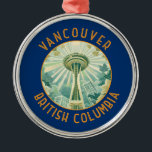 Adorno Metálico Vancouver Canada Space Needle Retro con problemas<br><div class="desc">Diseño de viaje vectorial retro de Vancouver. Vancouver,  un vibrante puerto marítimo de la costa oeste de la Columbia Británica,  es una de las ciudades más densas y étnicamente más diversas de Canadá.</div>