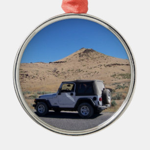 Adorno Metálico vehículo utilitario deportivo