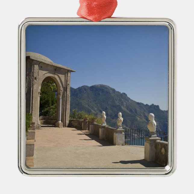 Adorno Metálico Villa Cimbrone, Ravello, Campania, Italia (Frente)